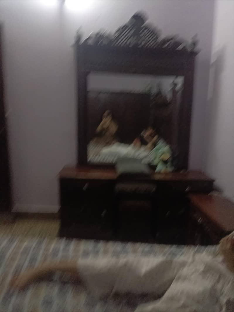 dressing table 3