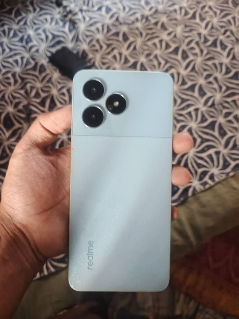 Realme C51 3