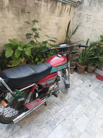 70 CC Bike for Sell