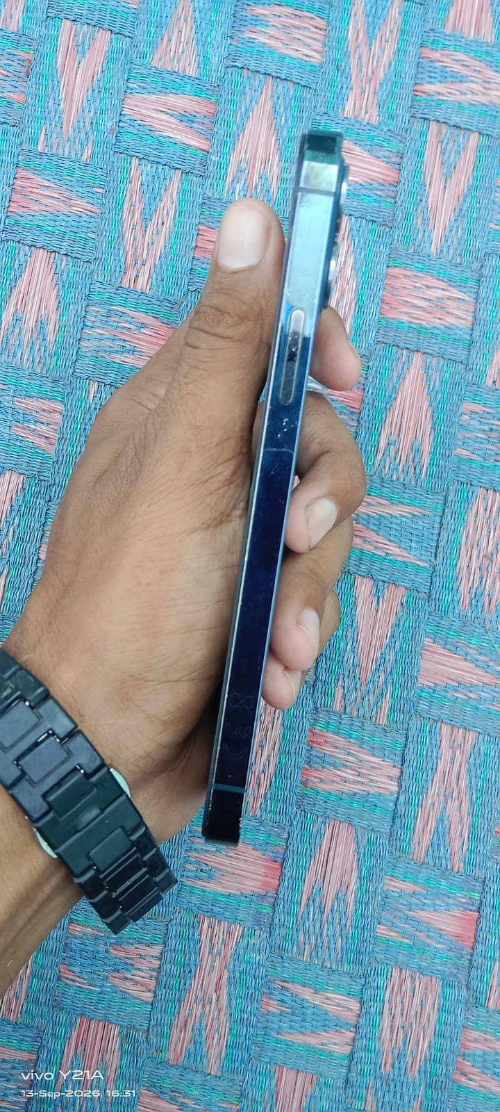 iphone 12 pro 1