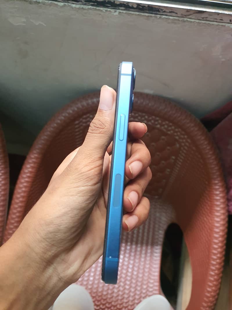 iphone 13 4