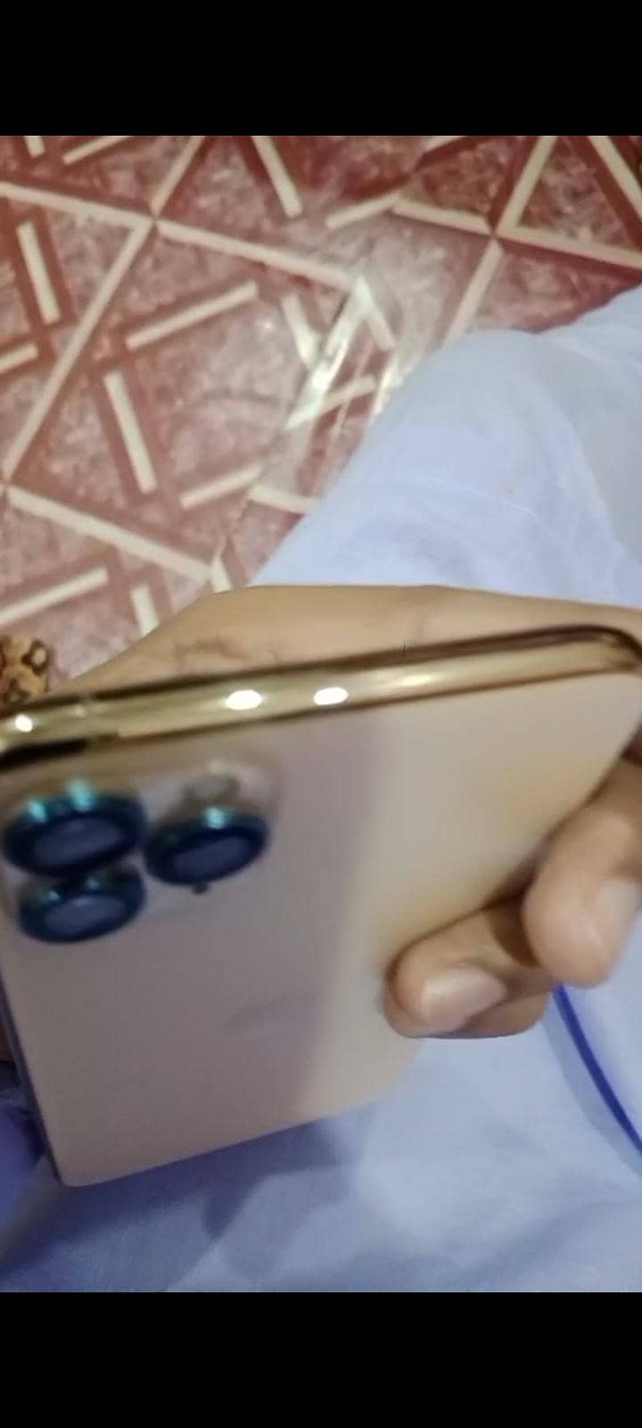 Apple iPhone 11 Pro Max 2