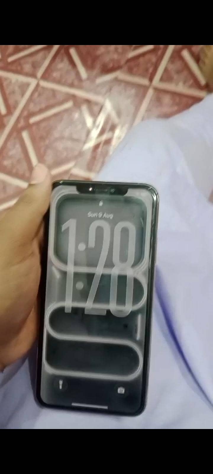 Apple iPhone 11 Pro Max 4