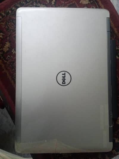 8/128+500GB Dell Latitude i5 4310M 2GB AMD GPU