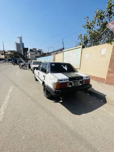 Nissan Sunny 1986