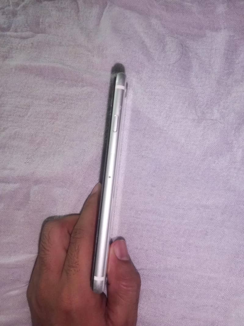 Apple iPhone SE 4
