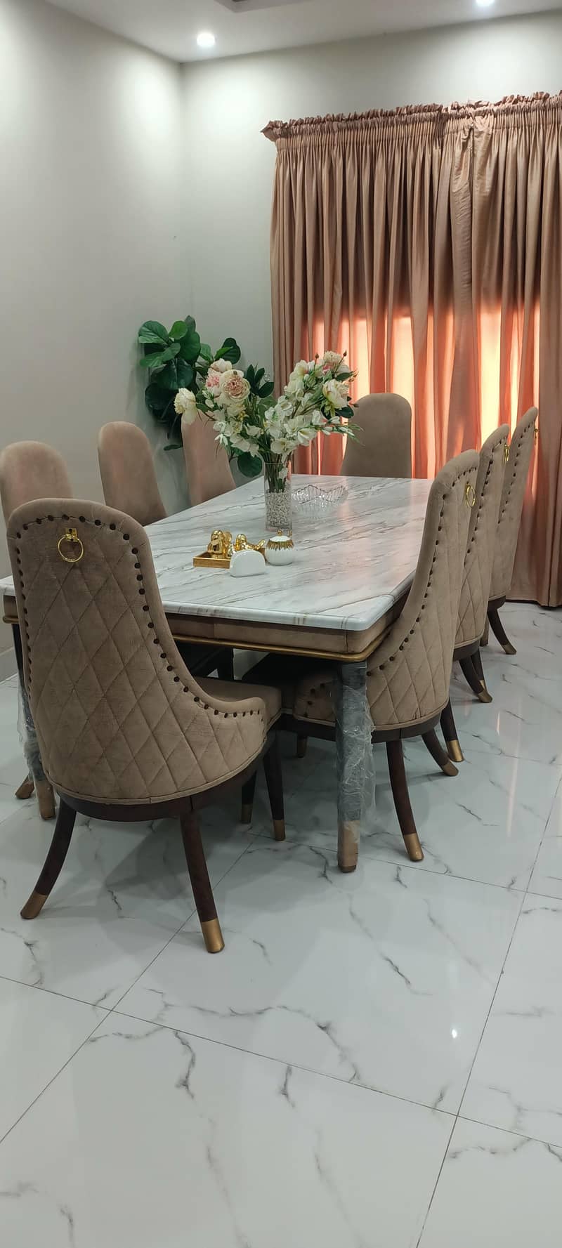 dineiing table 3