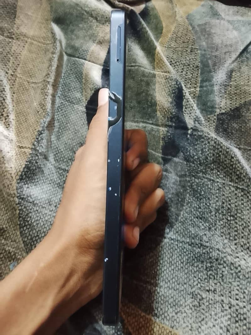 Samsung Mobile A06 2