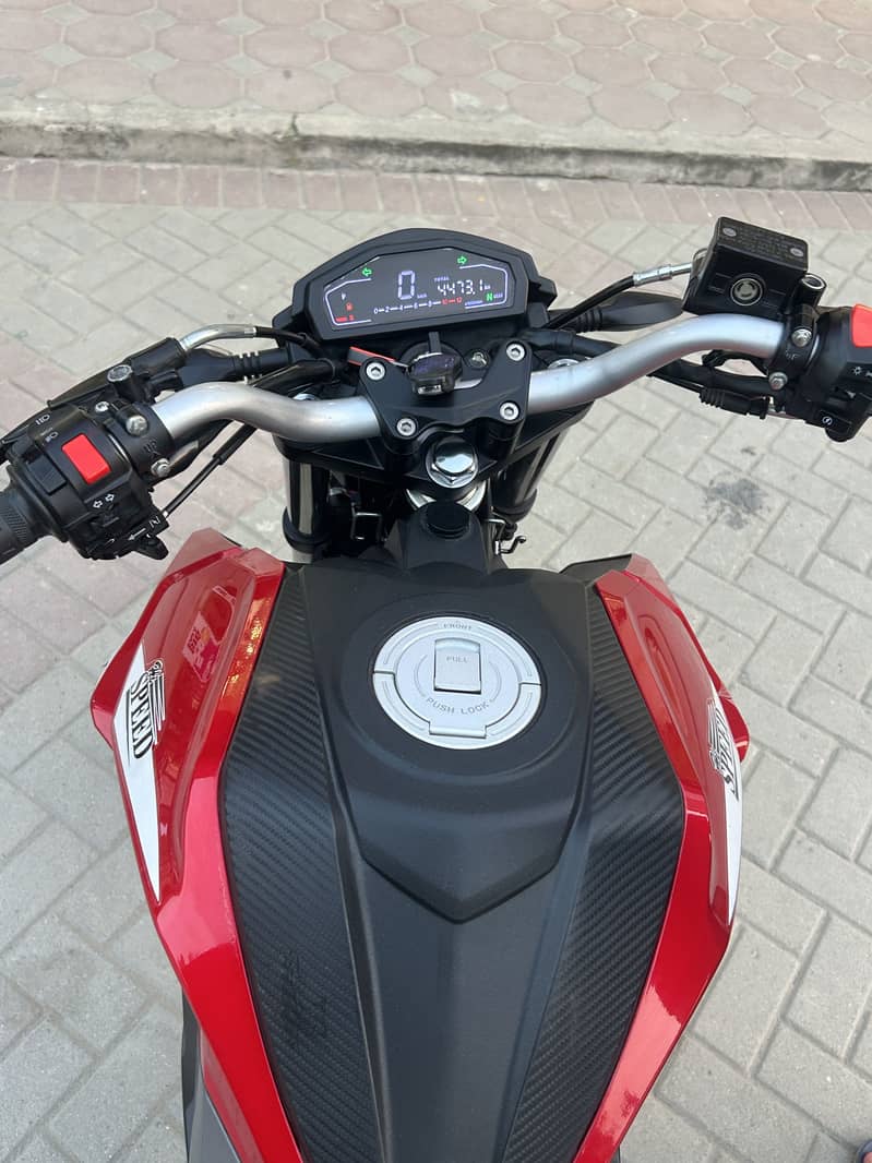 Hi speed Batloo 200cc 1
