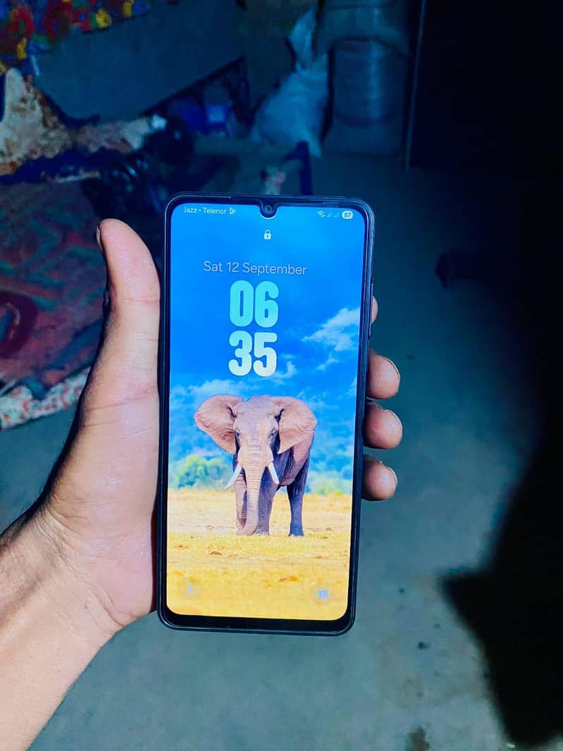 Samsung Mobile A06 complete box 0