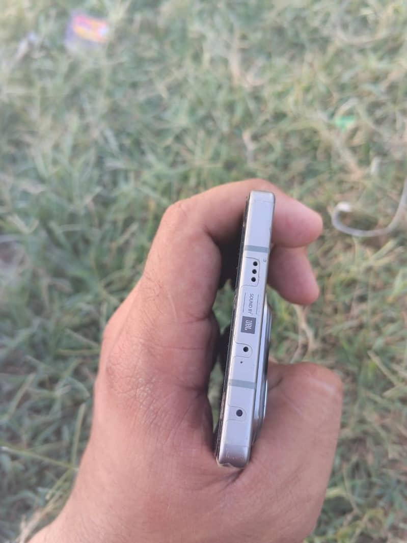 Infinix Note 50 Pro 4