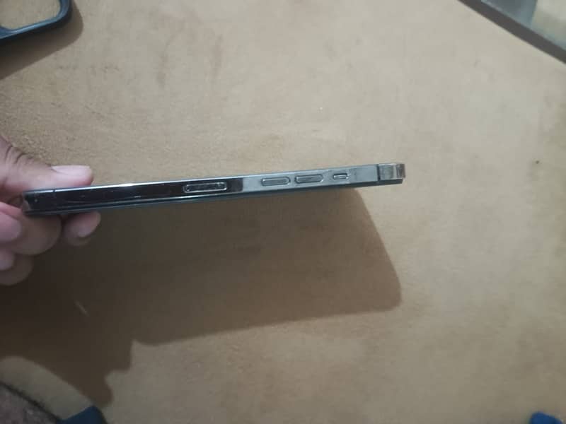 Apple iPhone 12 Pro Max 6