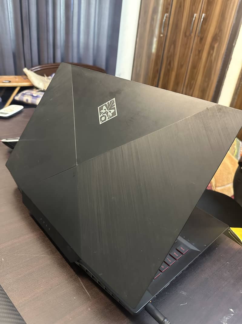 HP Omen 17 5