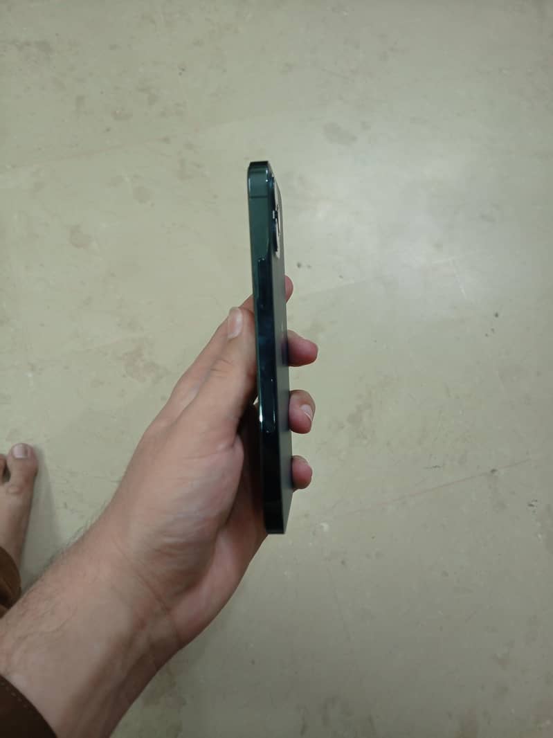 Apple iPhone 12 Pro 5