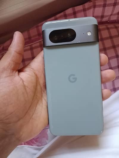 Google Pixel 8