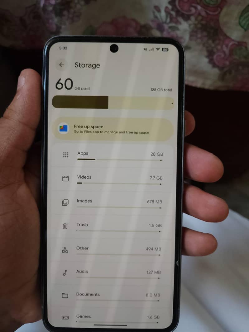 Google Pixel 8 4