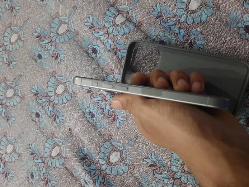 iphone 15 pro jv 3