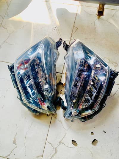 MIRA 2018 car Head lights