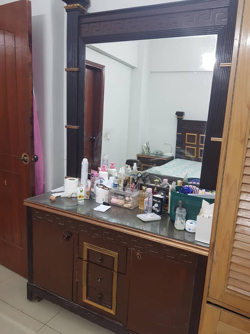 Bed  and Dressing Table 1