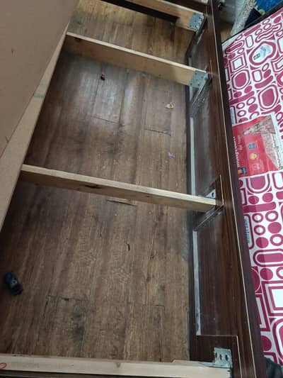 lemination bed with 1 side corner