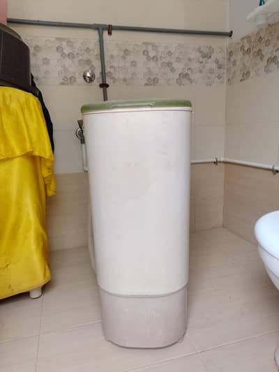 a used dryer machine in very good condition