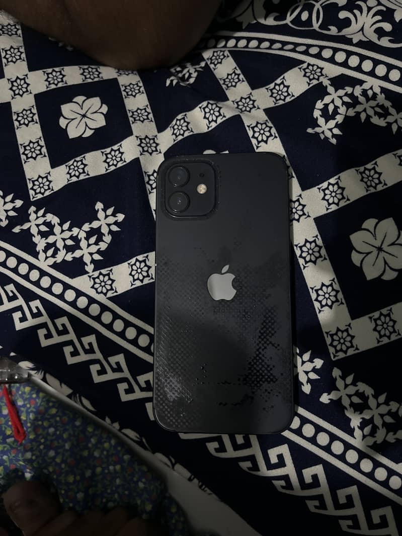 Apple iPhone 12 0