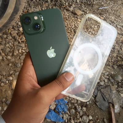 Apple iPhone 13 128jb mdm hi water pak  phone juts like news hi