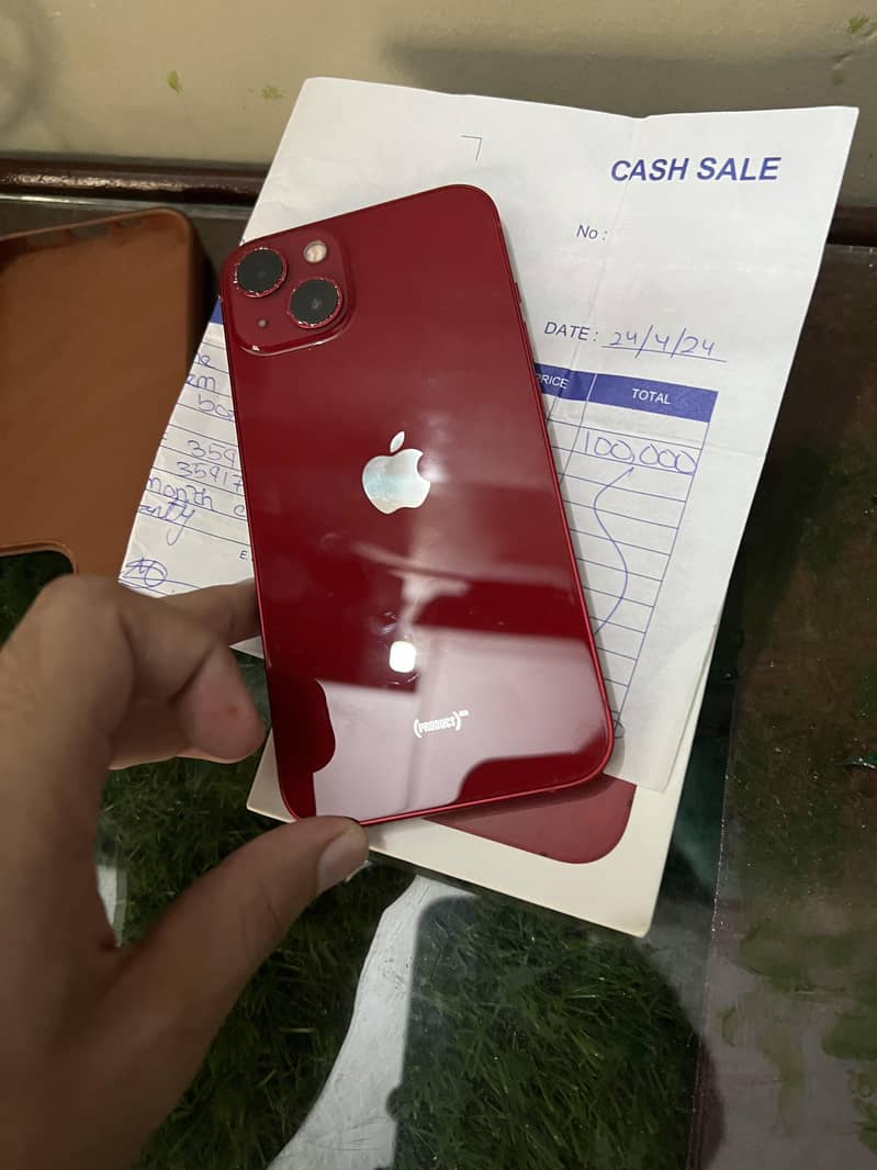 Apple iPhone 13 1