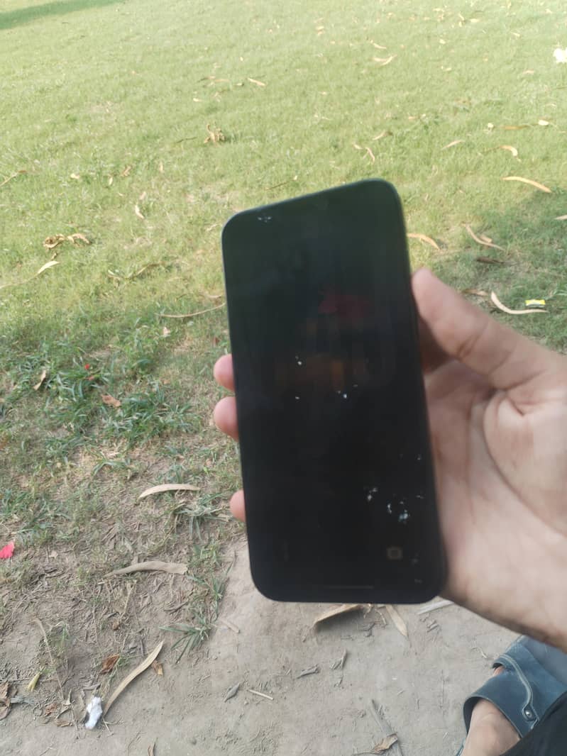 Apple iPhone 15 Pro Max 4