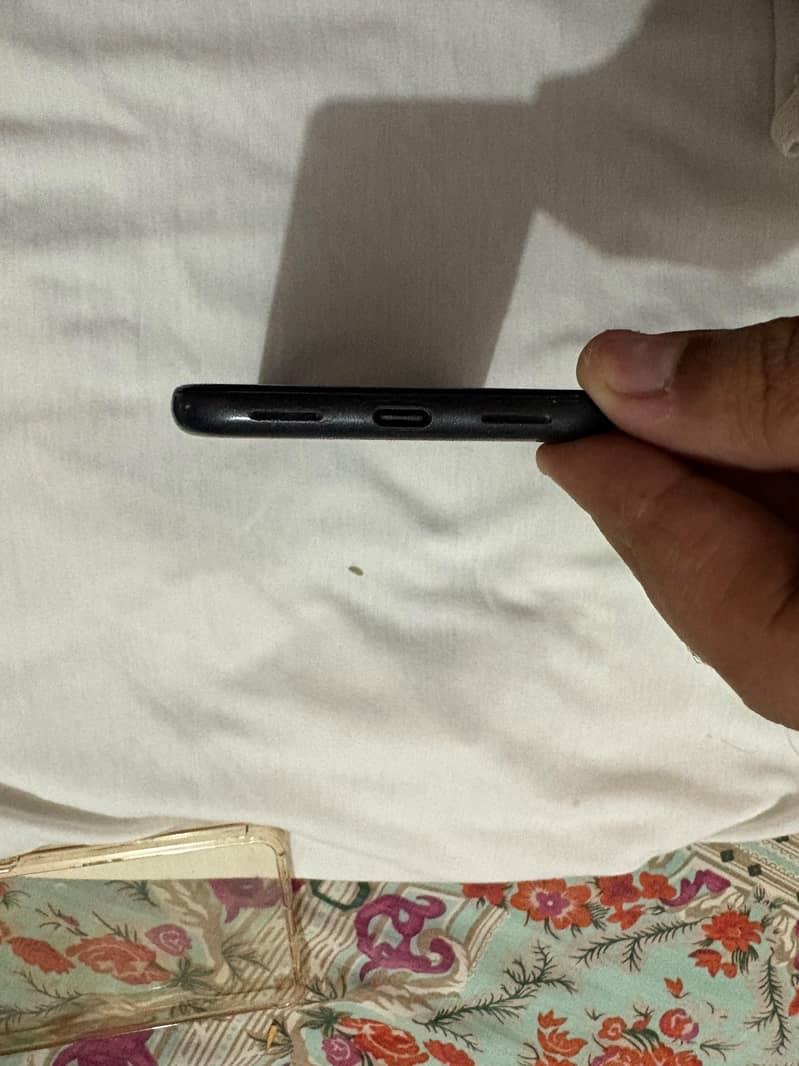 Google Pixel 5 3
