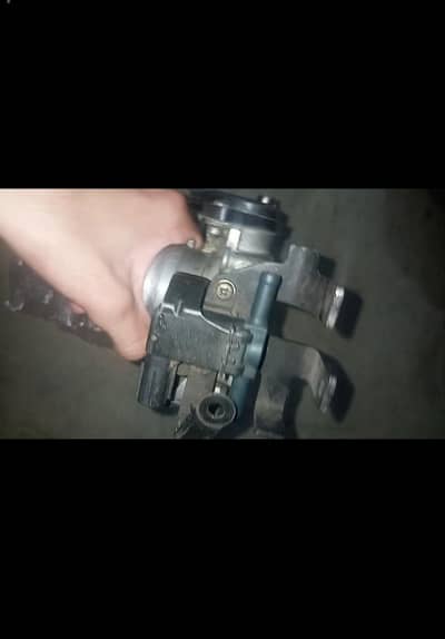 civic 2005 ( dolphin ) throttle body