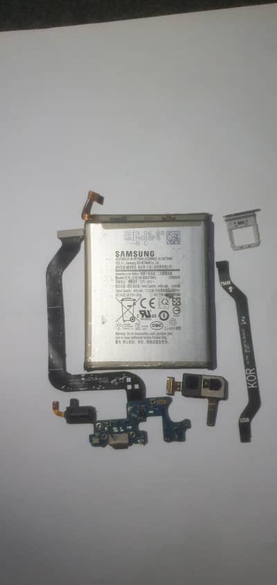 Samsung Mobile S10 5G battery &front camera
