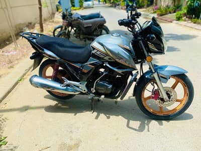 Honda CB 150f