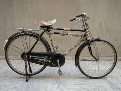 Classic heavy duty Chinese bicycle