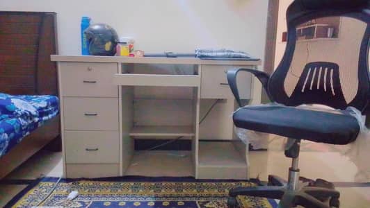 Computer Study Table with Office Chair – 4 Drawers