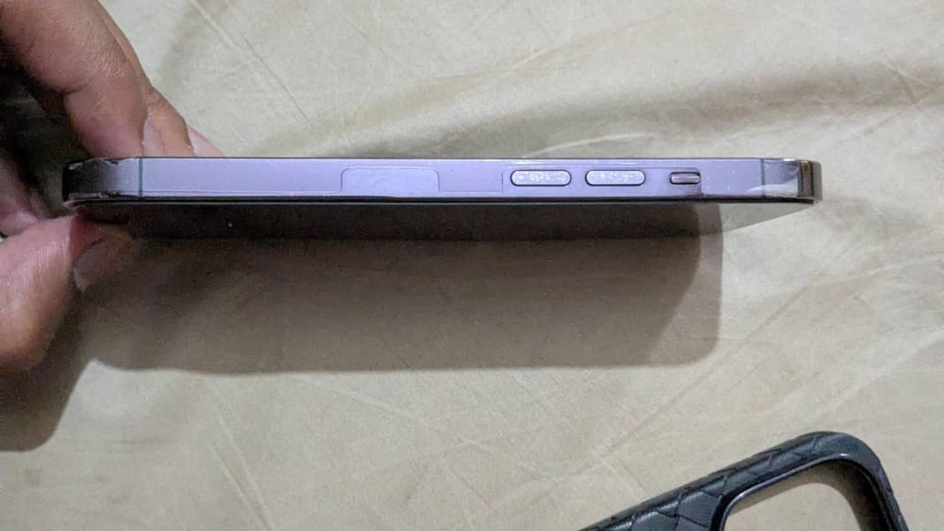 Apple iPhone 14 Pro Max 3
