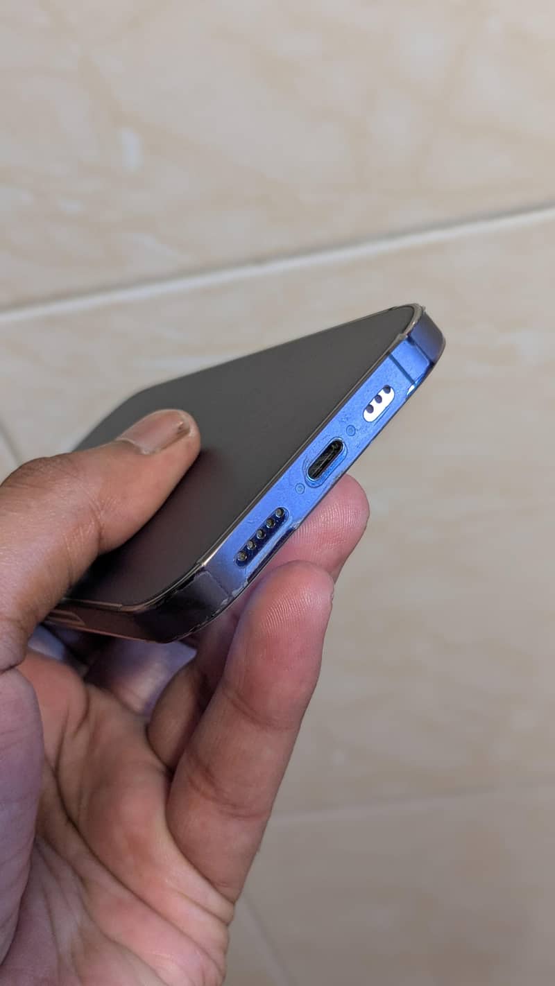 Apple iPhone 14 Pro Max 7