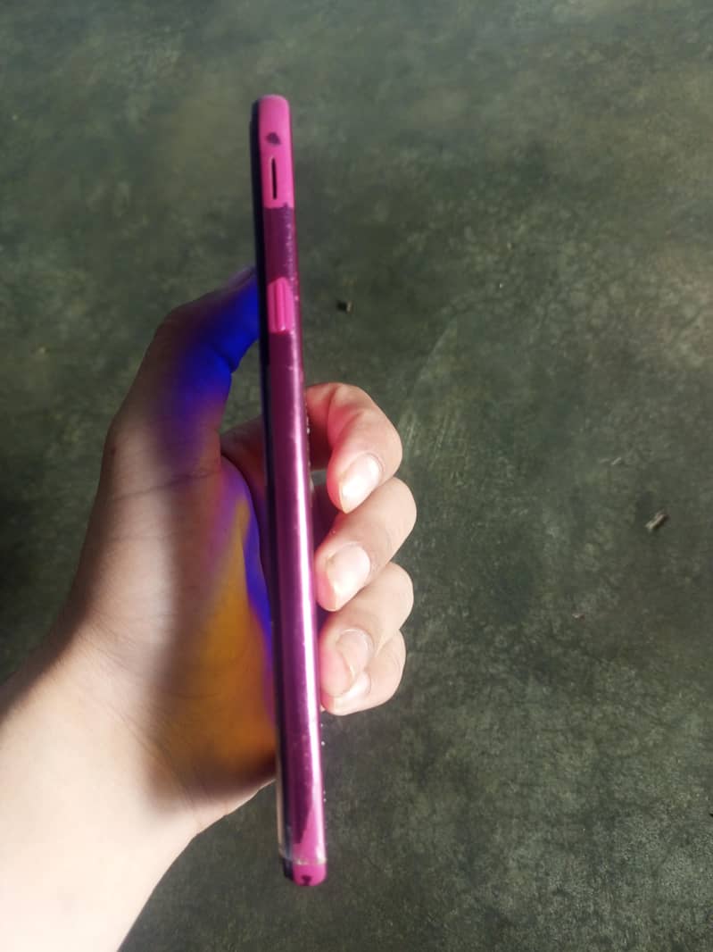 Samsung Mobile A04 2