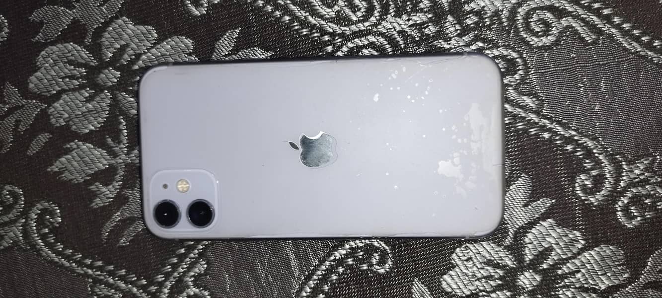 Apple iPhone 11 0