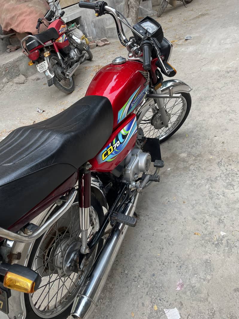 Honda CD 70 5