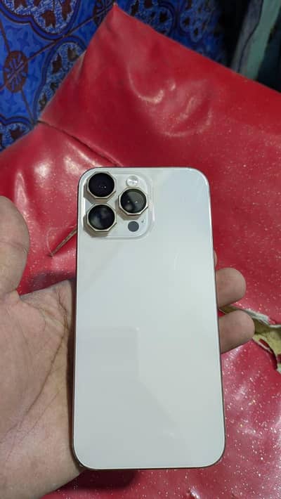 Apple iPhone 16 Pro Max