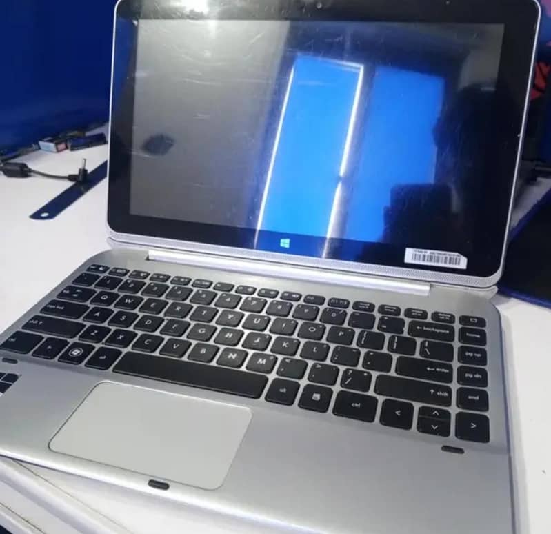 laptop y11b 1