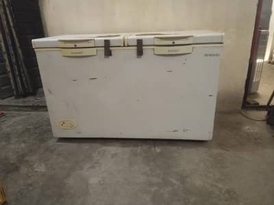 Waves 2 Doors Freezer