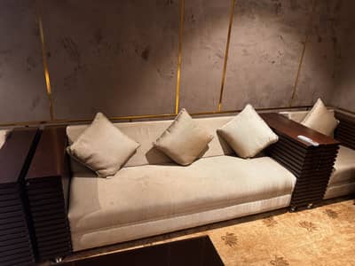 Elegant Sofa Set - 7 Seater Sofa Set With Center & 2 Corner Tables