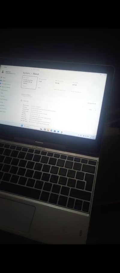 HP revolve 810 g3 Touch laptop i5 4th generation