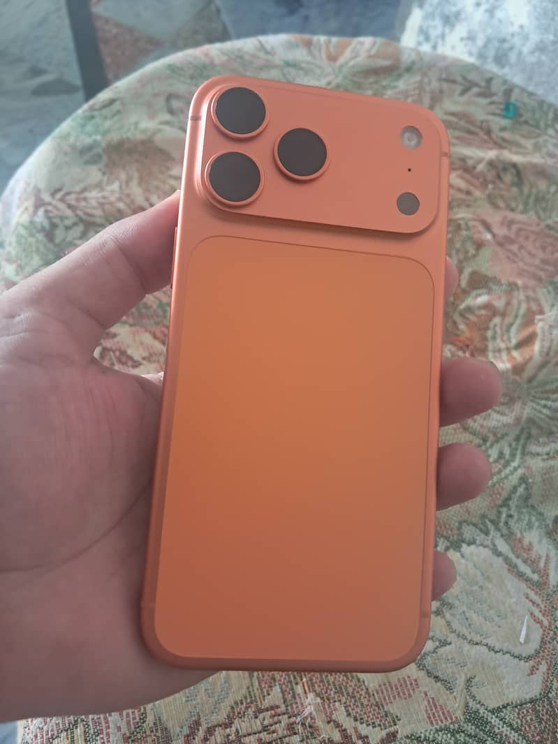 Apple iPhone 17 Pro Max 1
