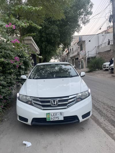 Honda city 2018 ivtec Guranteed totaal Genuine