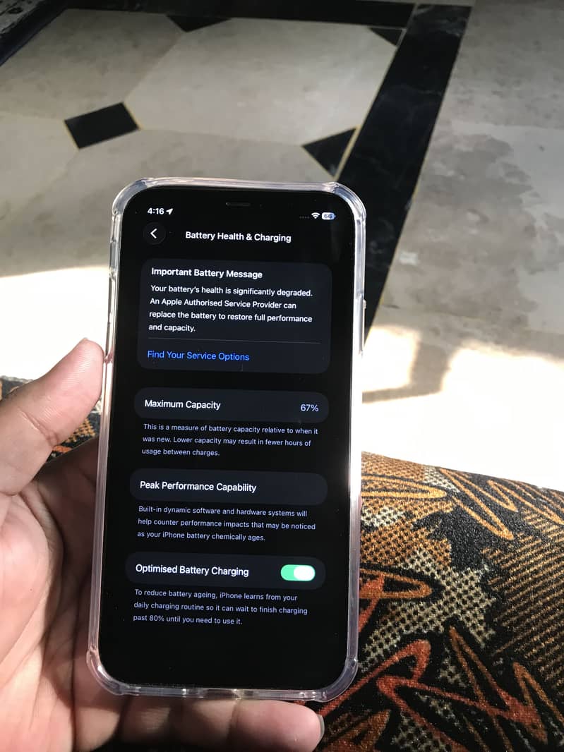 Apple iPhone 11 0
