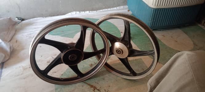 alloy rims Honda 70 cc new hain