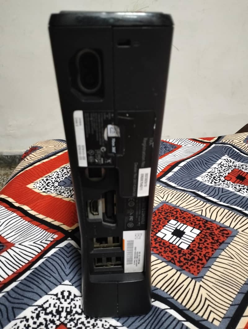 Xbox 360 S Console (Slim model) 2